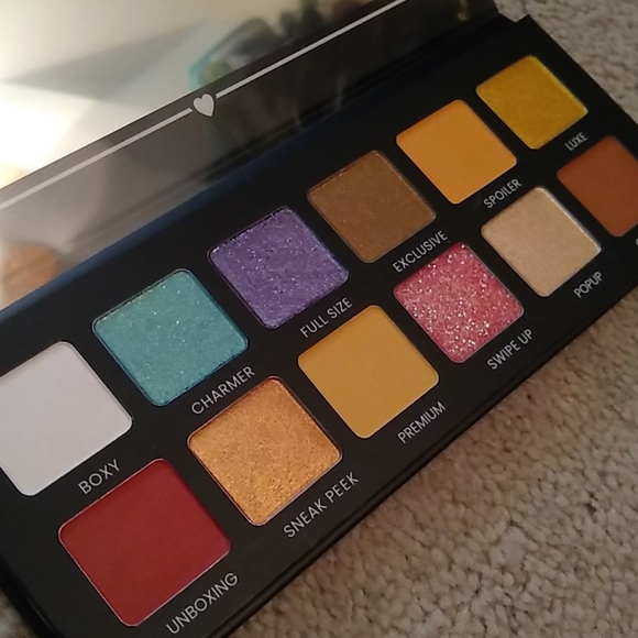 Boxycharm - Hello, Charmer! Palette - Picture 2 of 3